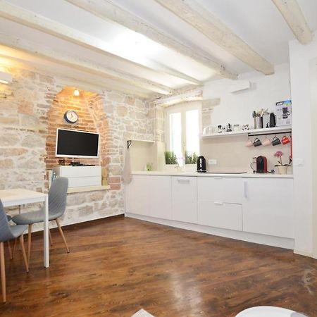 Pisinium Apartment Rovinj Exteriér fotografie